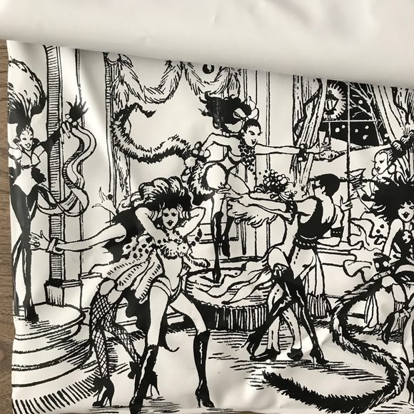 ‼️SALE‼️MAC Limited edition Showgirl carryall - Picture 5 of 5