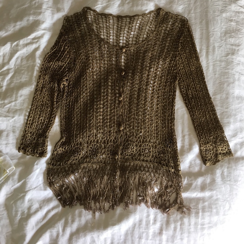 Long sleeve lace shirt w beads