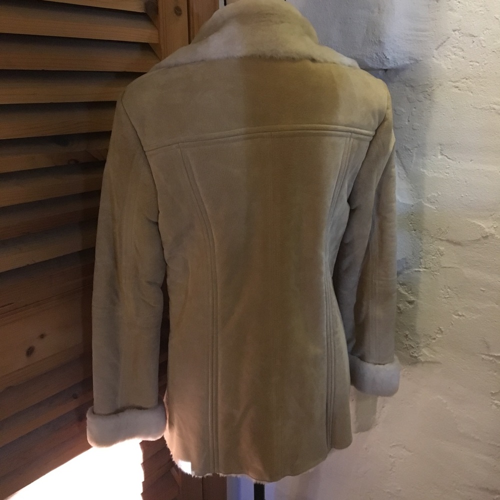 Tan/cream Suede coat.