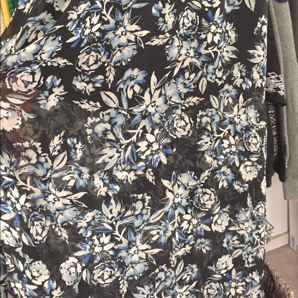 Floral faux wrap dress - Picture 5 of 5