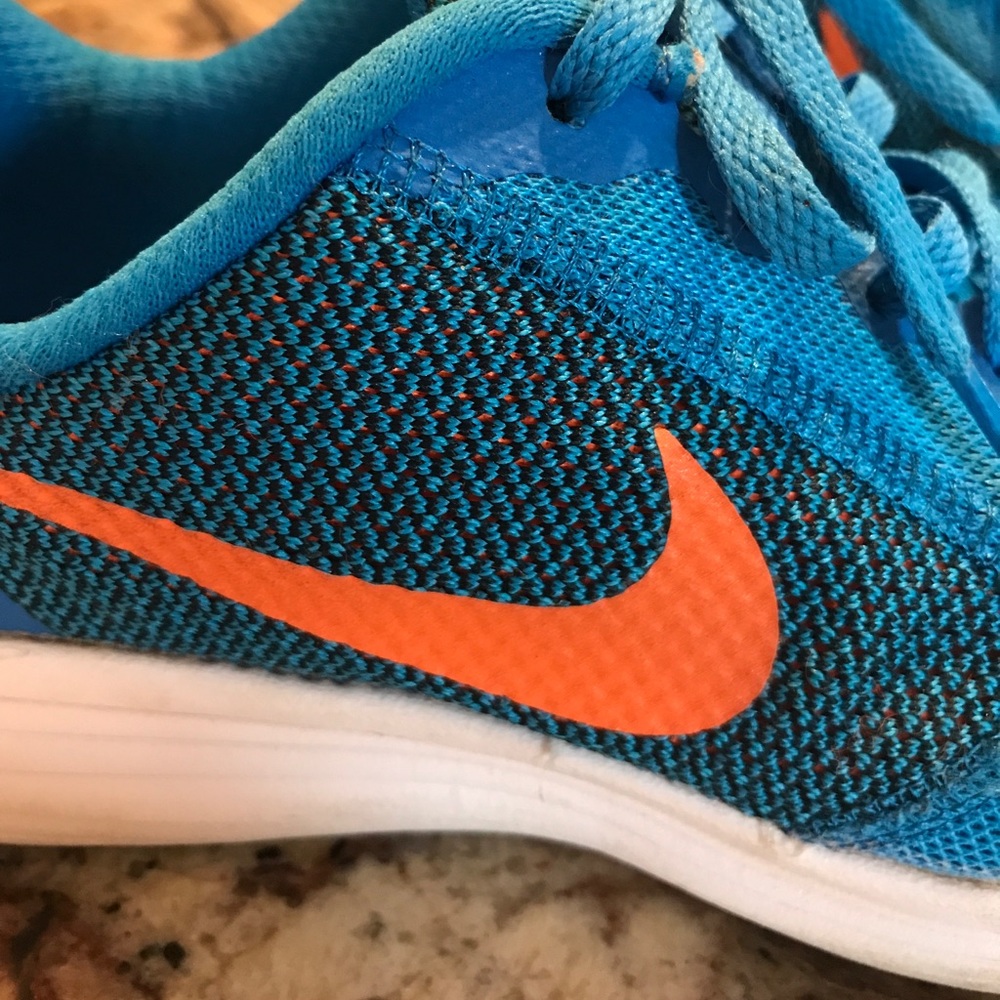 Nike Sneakers - Picture 8 of 8