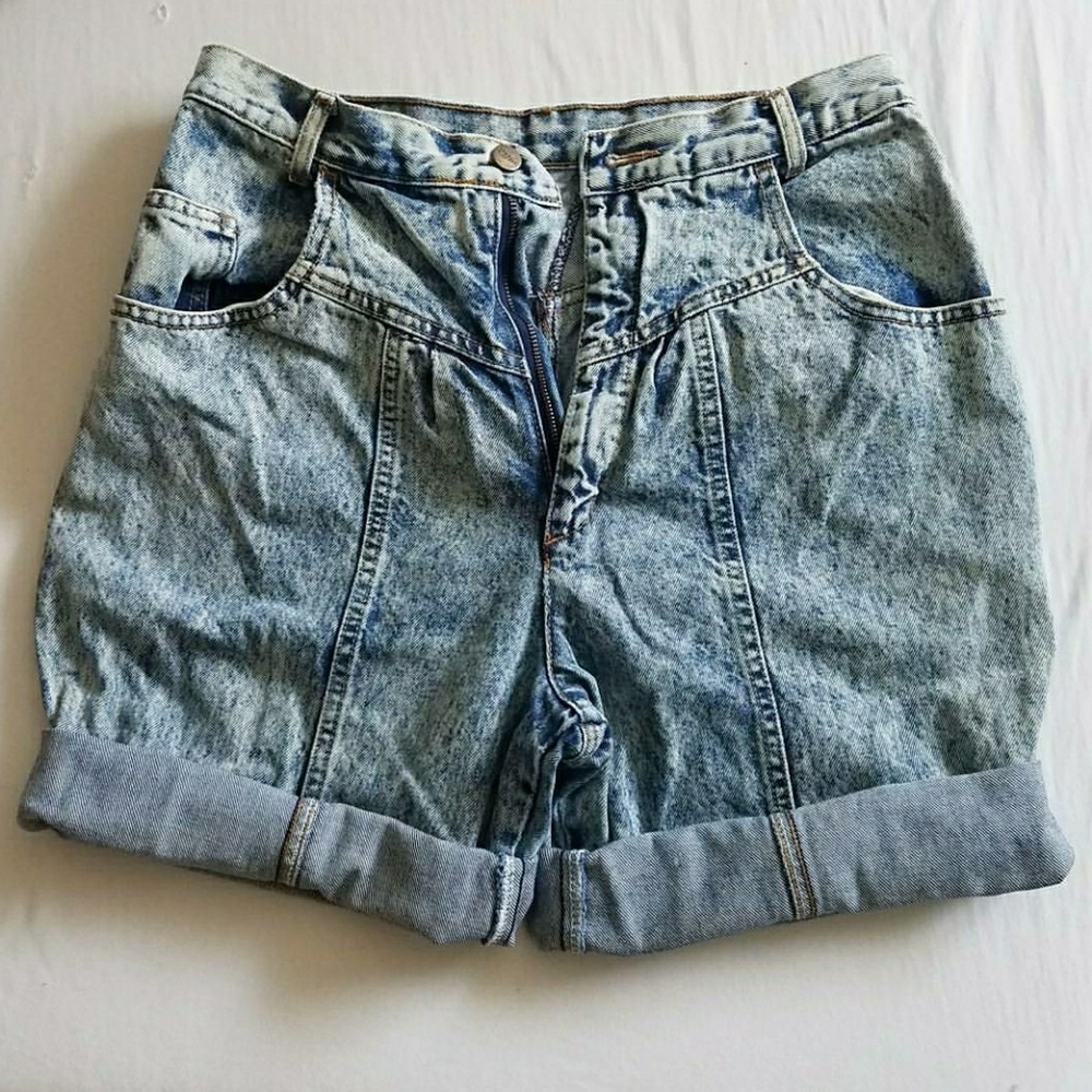 Vintage high waisted shorts