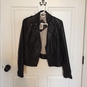 🚨FINAL PRICE🚨Anthropologie Vegan Leather Jacket