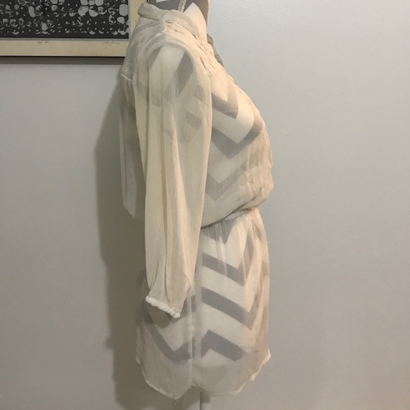 Ivory Cinched Waist Blouse - Picture 2 of 4