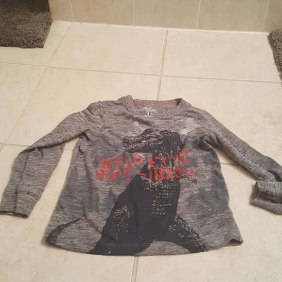 OshKosh B'gosh Other - Long sleeve shirt. Size 4.