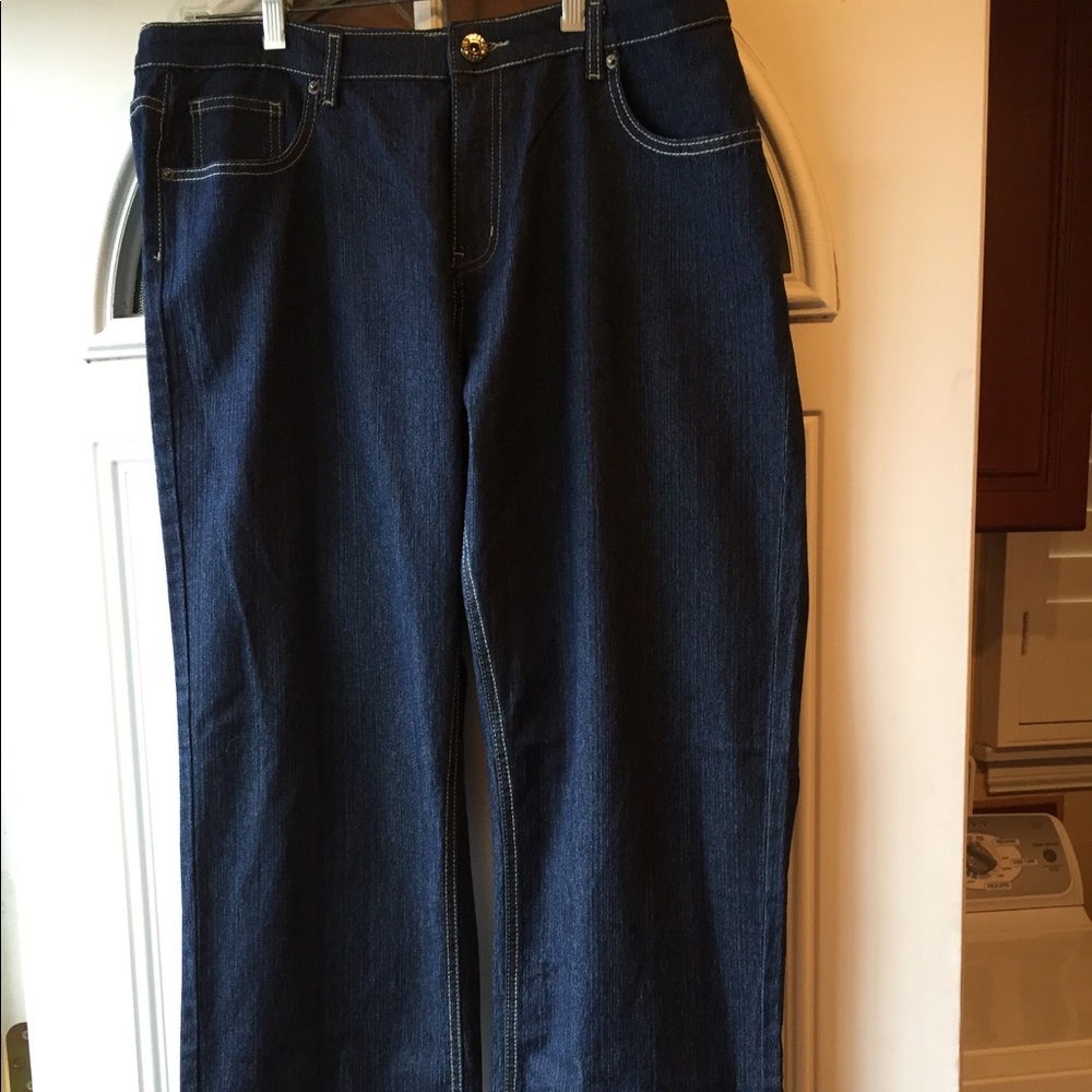Ladies Fashion Jeans SZ 18 W