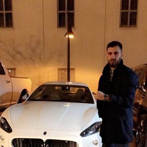 Meet your Posher, Daniel