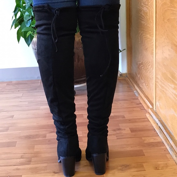 1 Size 9 Left Black Over the Knee Boots - Picture 4 of 4