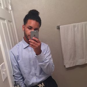 Meet your Posher, Elijah