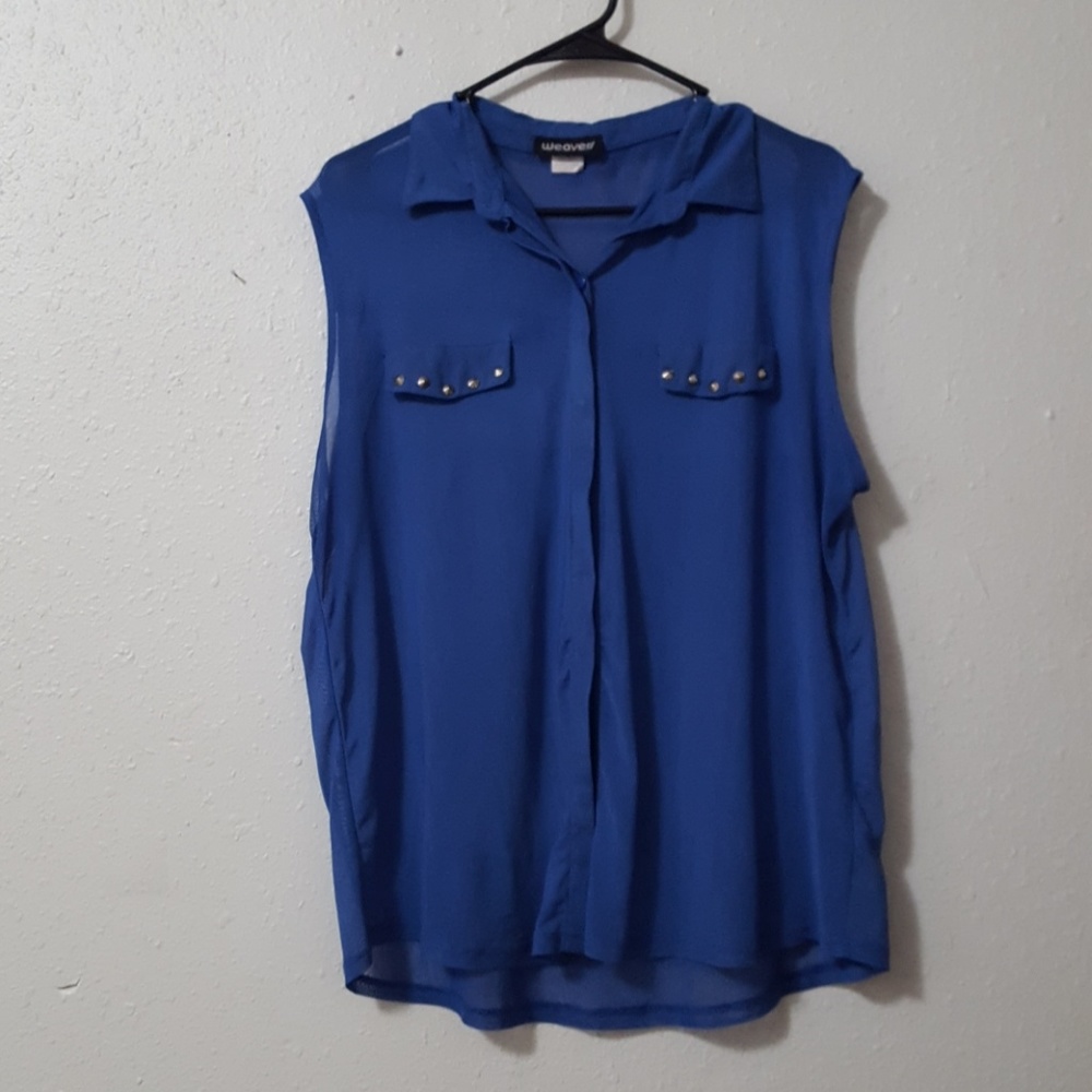 👋🏻Pale Blue Button Down Top