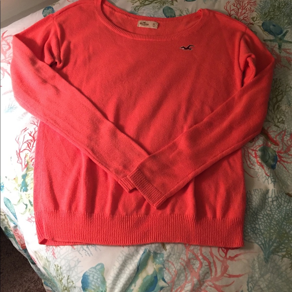 Hollister sweater