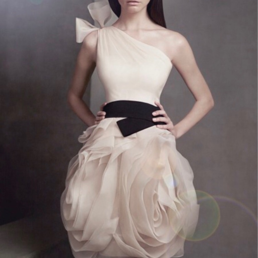 White by Vera Wang Bridesmaid/Reception Dress