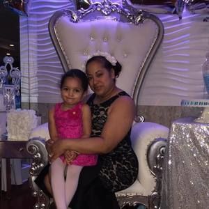 Meet your Posher, Maria