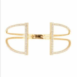 Meet your Posher, Fawzia