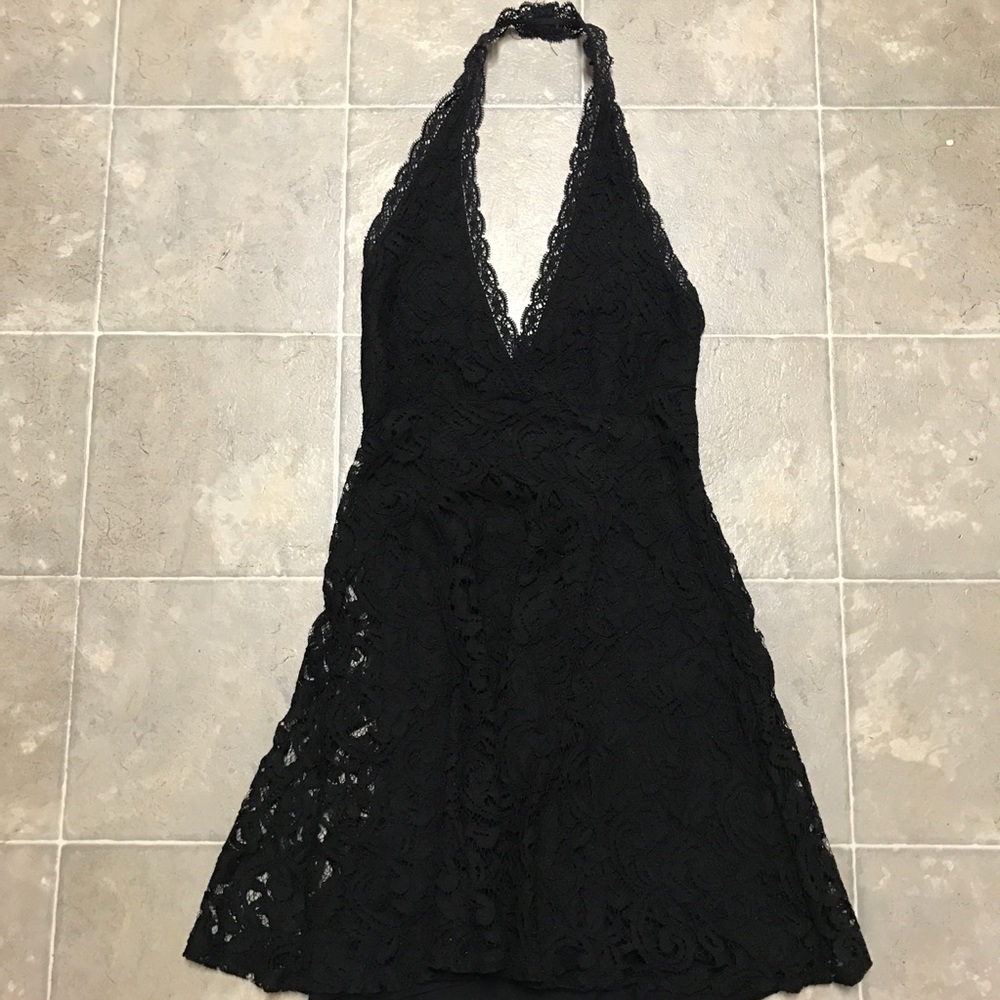 NWT Kimchi Blue Medium Lace Halter Dress