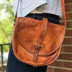 Vintage Italian leather cross body bag purse