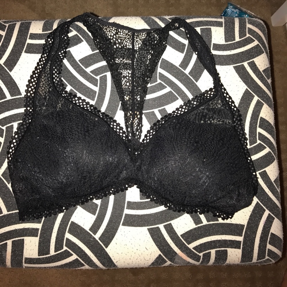 never worn!! black bralette