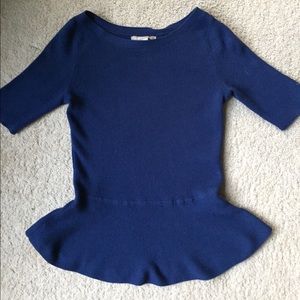 Short sleeved sweater