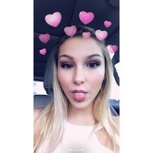 Meet your Posher, Haley