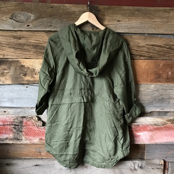 🚫SOLD🚫 Lightweight Utility Jacket - Picture 2 of 5