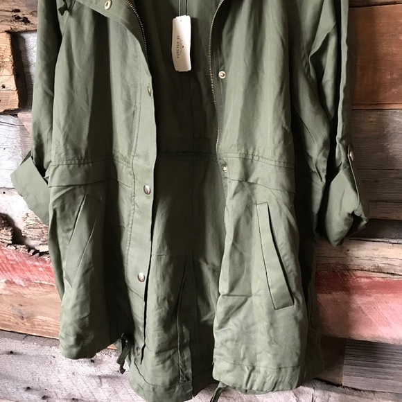 🚫SOLD🚫 Lightweight Utility Jacket - Picture 3 of 5