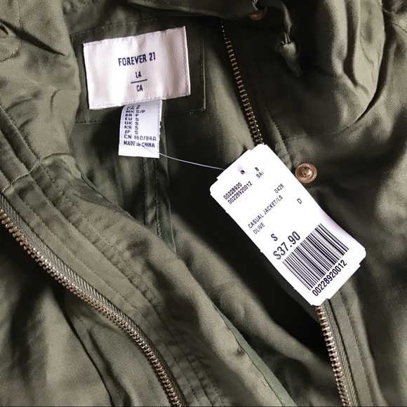 🚫SOLD🚫 Lightweight Utility Jacket - Picture 4 of 5