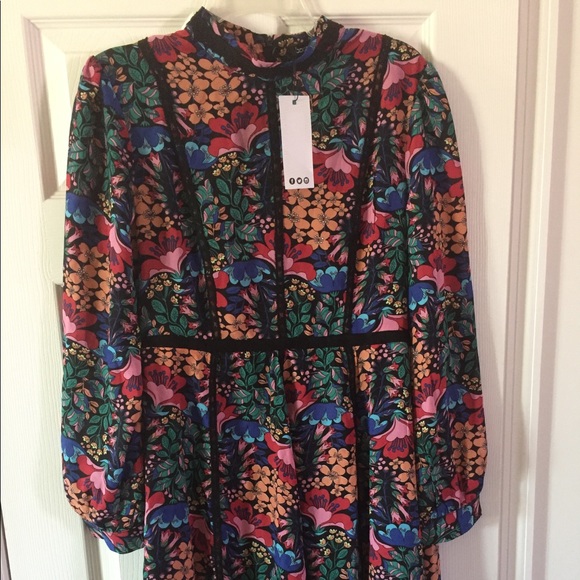 ❌SOLD❌Floral Dress - Picture 4 of 7