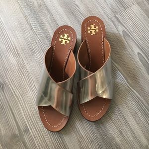 tory burch silver leather sandal size 7