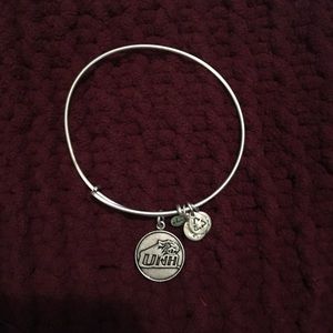 University of New Hampshire Alex and Ani bracelet