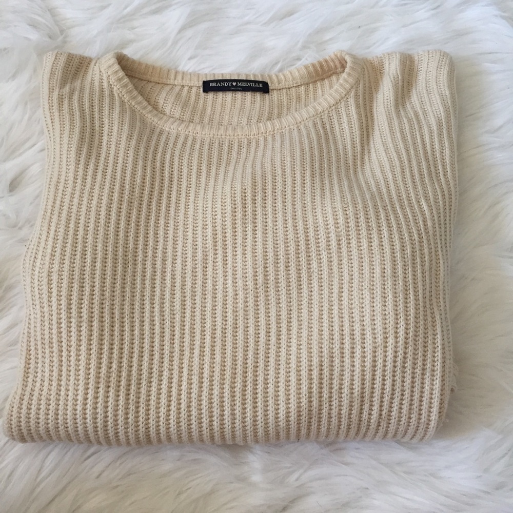 🎄Sale🎄Brandy Melville sweatshirt