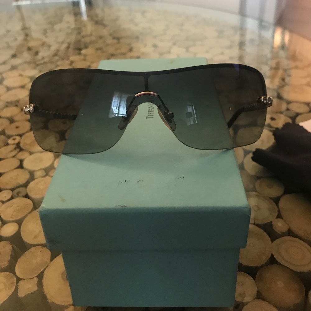Tiffany & Co sunglasses with case
