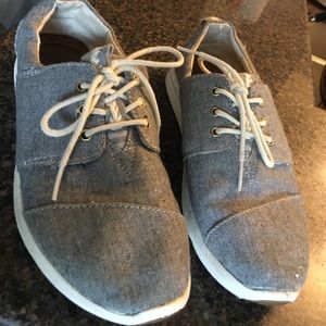 TOMS Del Rey Sneakers!