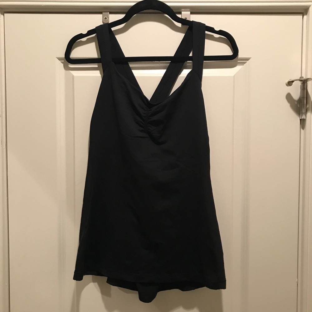 Lulu Lemon Cross Back top 12