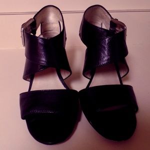 MICHAEL KORS STRAPPY SANDALS