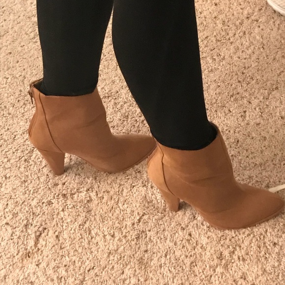 Perfect fall booties! - Picture 3 of 5