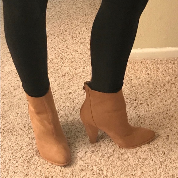 Perfect fall booties! - Picture 2 of 5