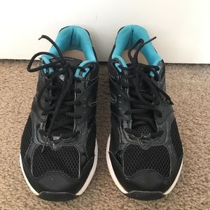 Avia running shoes