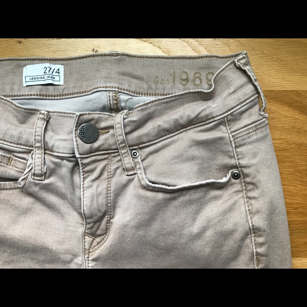 Gap 1969 Legging Jean (taupe)