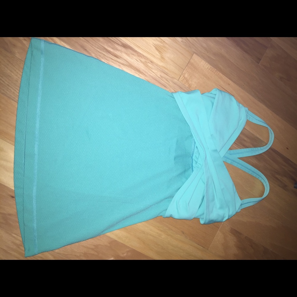 Turquoise Lululemon workout tank
