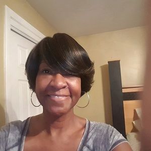 Meet your Posher, Debra