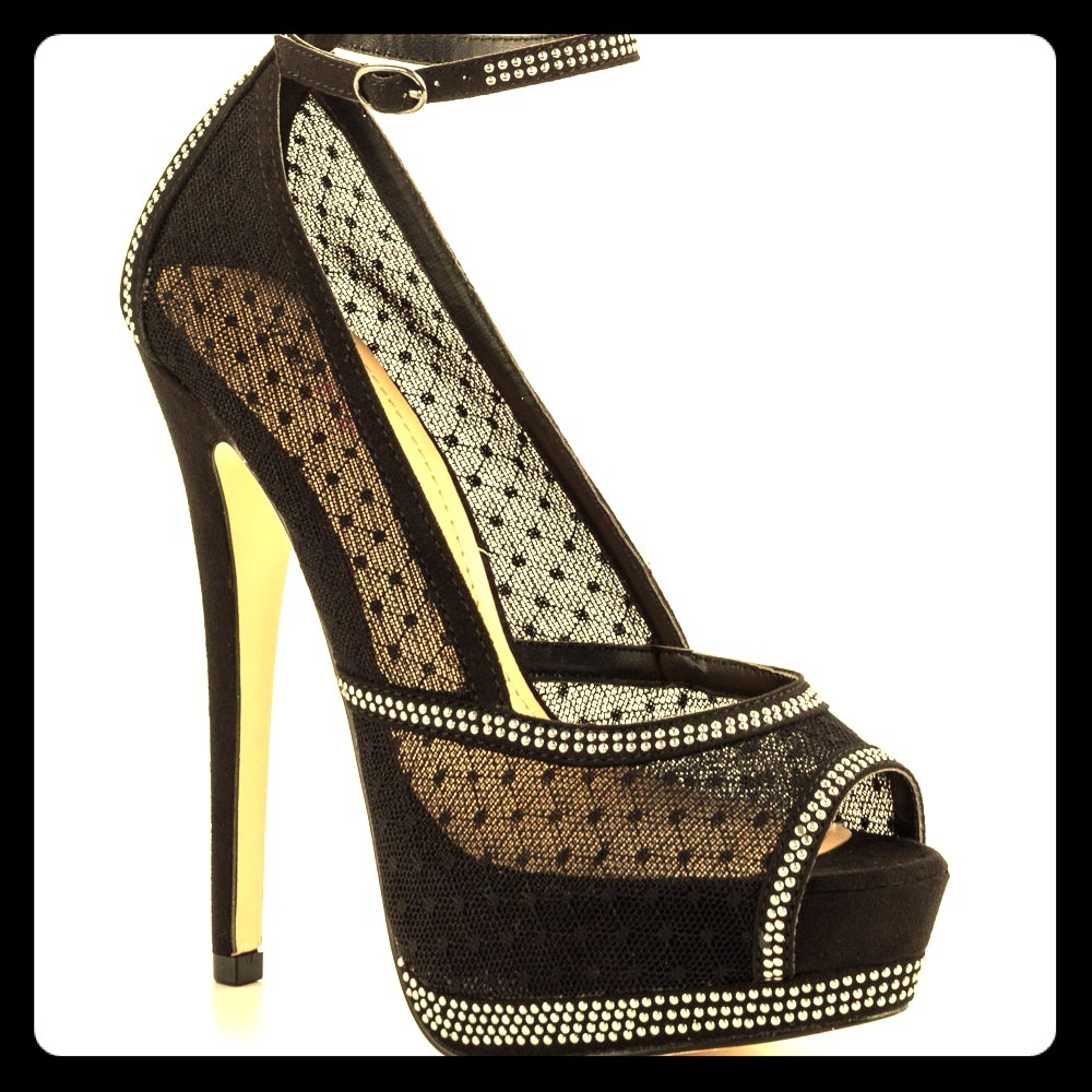 Just Fab black heels NWOT "Geralyn"