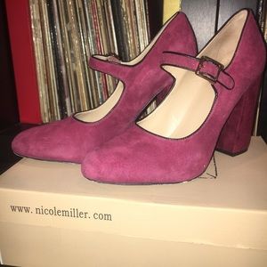 Nicole Miller Artelier Marion Heel in Oxblood