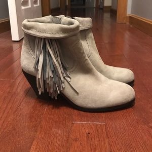 SAM EDELMAN LOUIE FRINGE BOOTS. NEVER WORN.