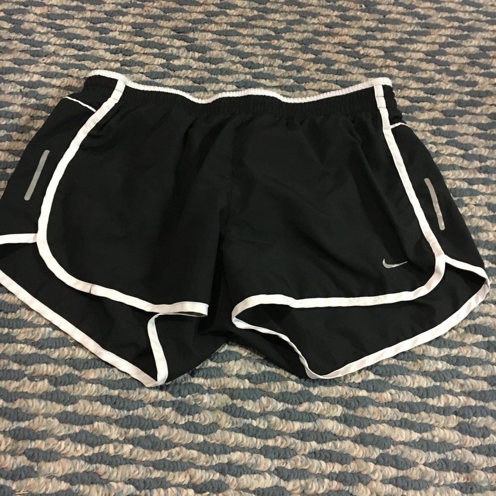Nike shorts small