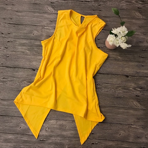 🍑2/$35 or 3/$50🍑 Bright Yellow Back Slit Tank - Picture 2 of 7