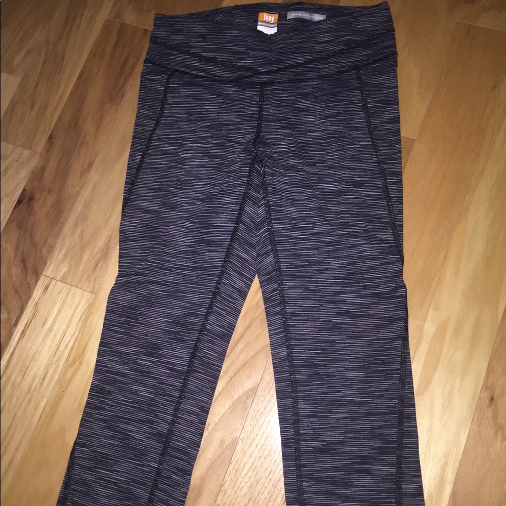 Lucy crop leggings
