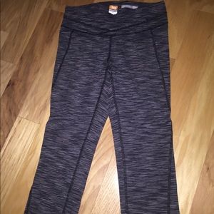 Lucy crop leggings