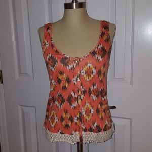 NWT Cute Tank with Crochet Hem Detail S