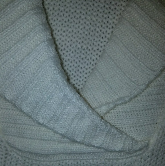 ⤵🍁Cream Tunic Sweater Top - Picture 4 of 5