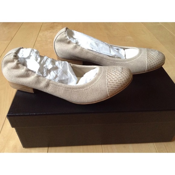 💥SOLD💥 Chanel Classic Canvas Ballet Flats - Picture 5 of 8